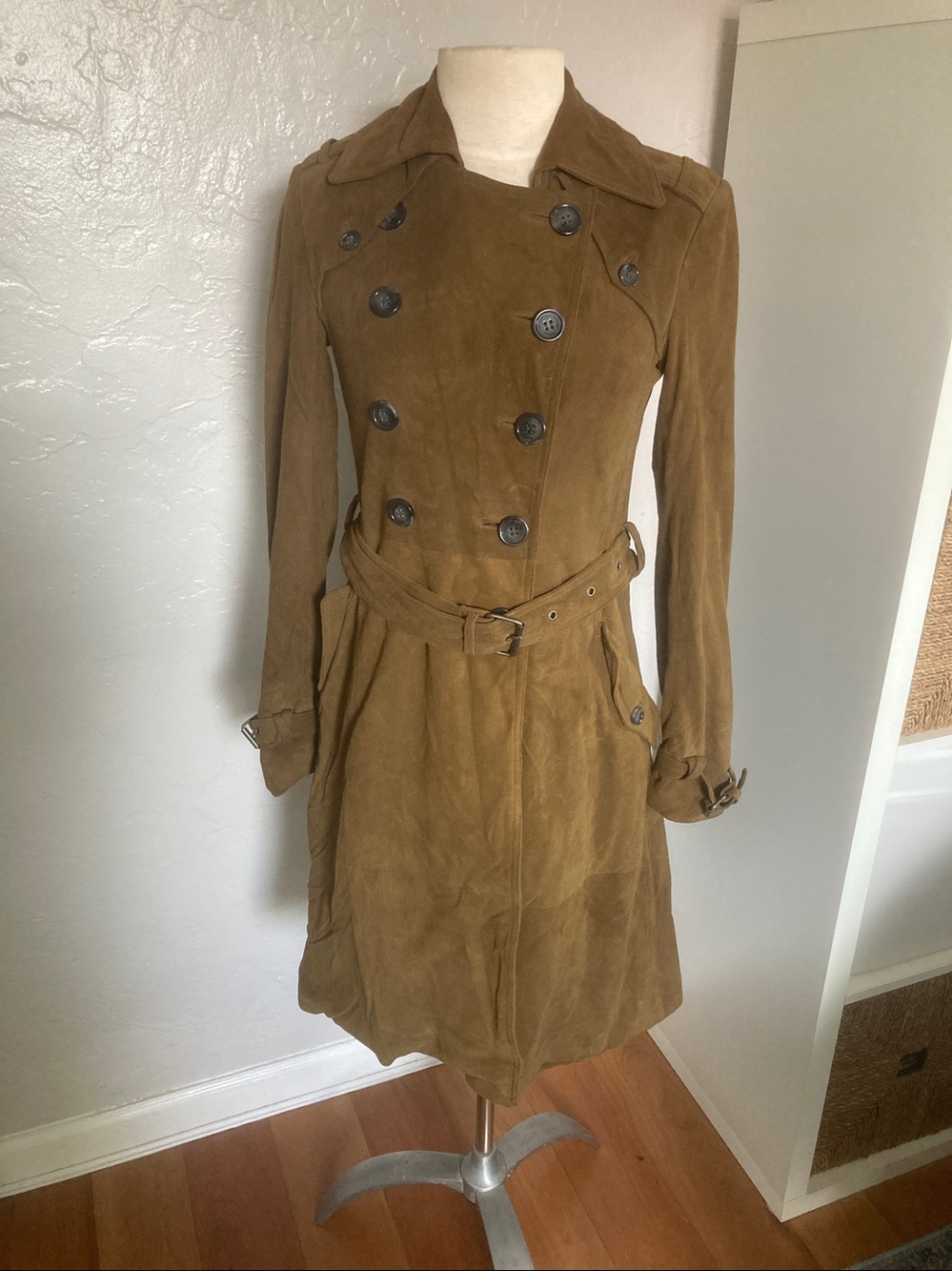 Rebecca Minkoff ‘Amis’ Double-Breasted Suede Trench Coat (XXS) - Picture 2 of 10
